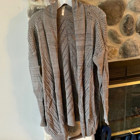 Leo & Nicole Sweaters - Leo & Nicole Beautiful Grey Cardigan